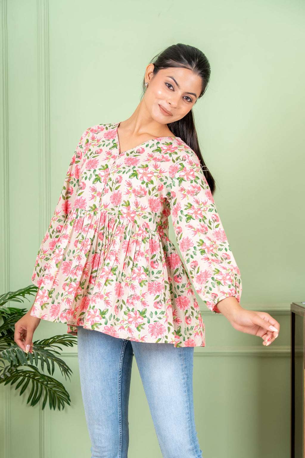 devine floral pink top