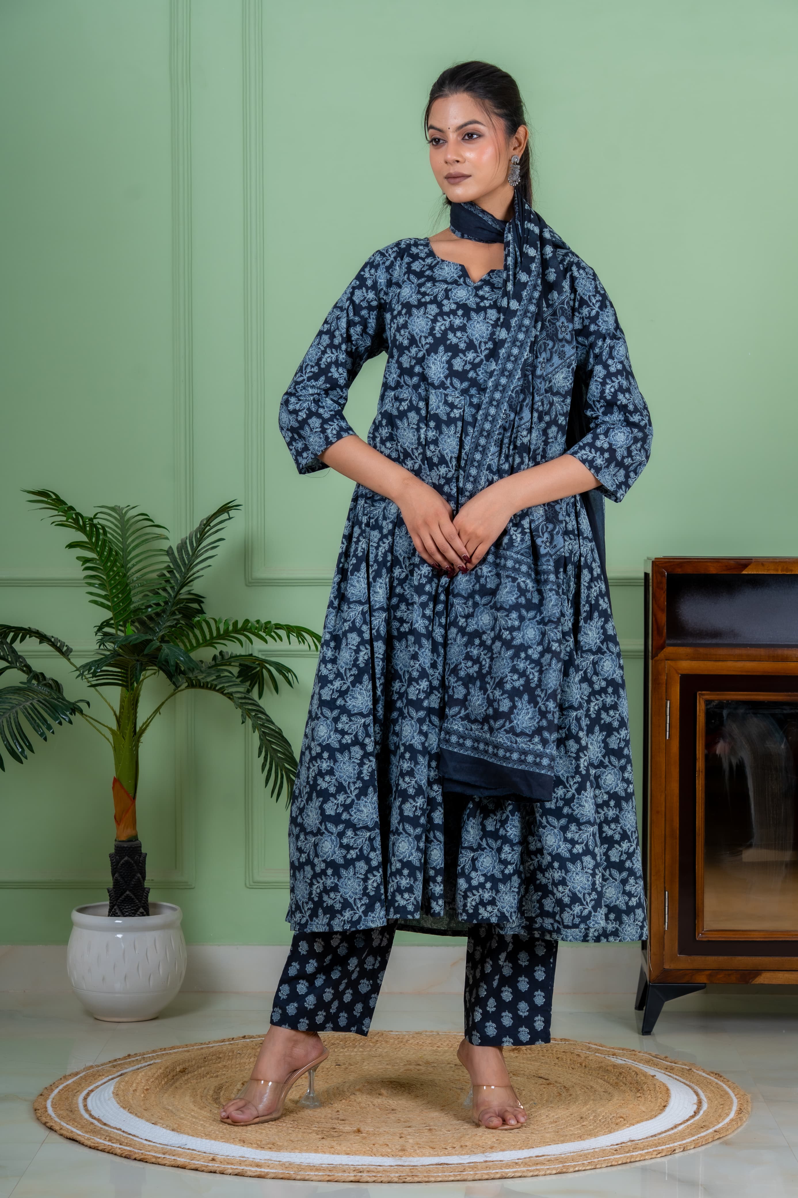 Moon night dupatta set